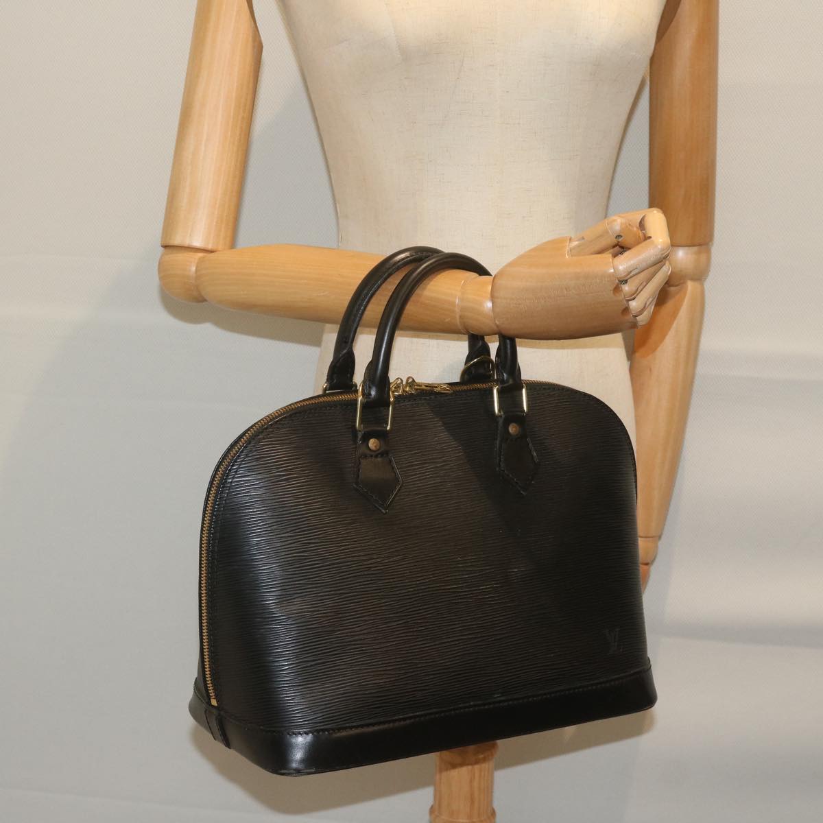 Louis Vuitton Alma Handbag