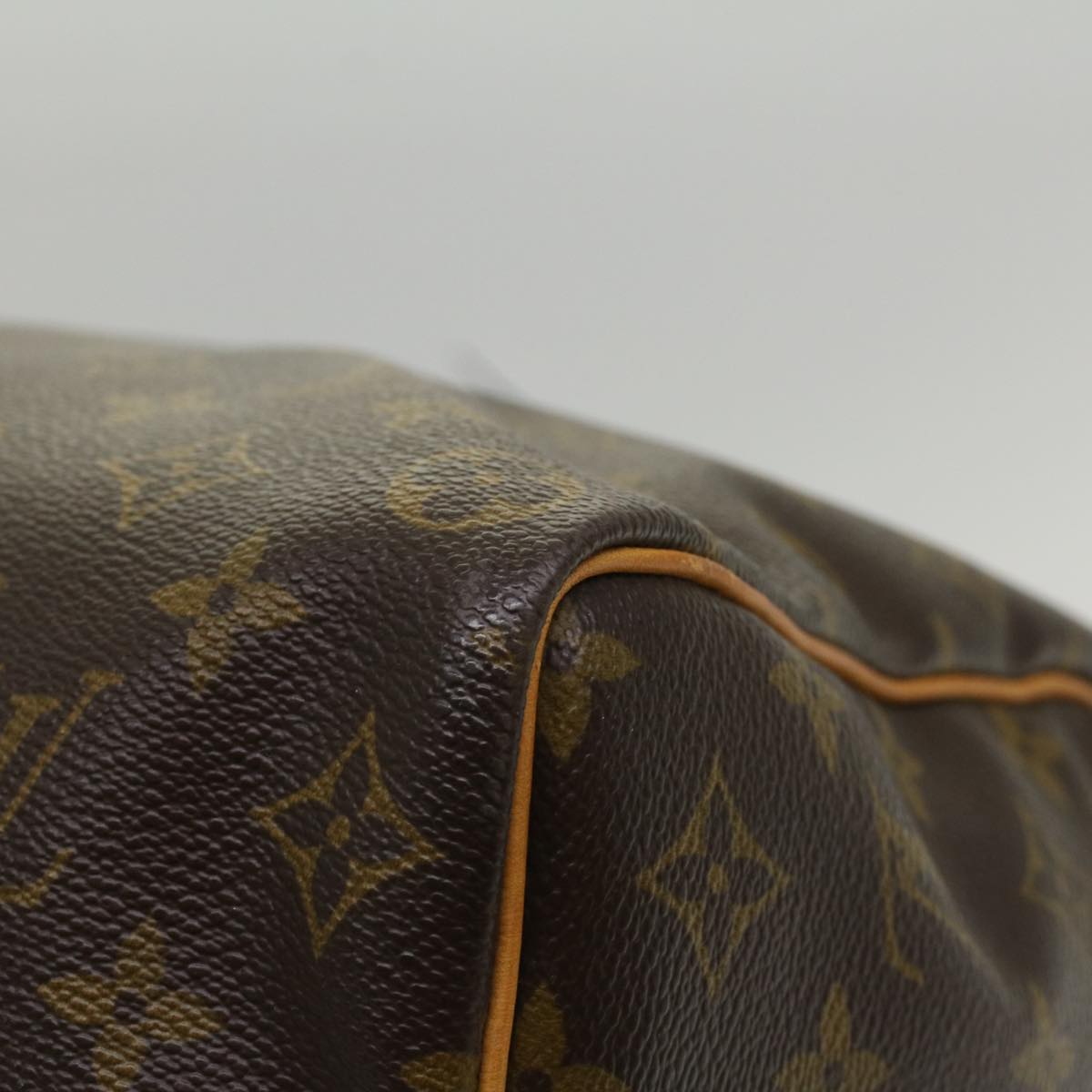 Louis Vuitton Keepall 45 Travel Bag