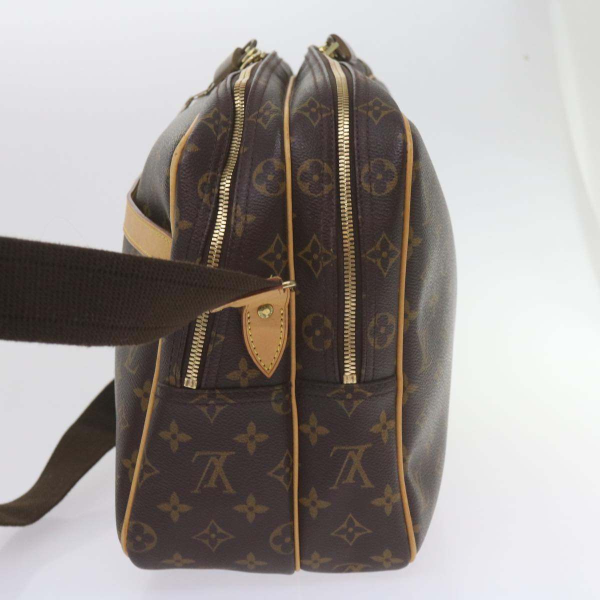 Louis Vuitton Reporter Shoulder Bag