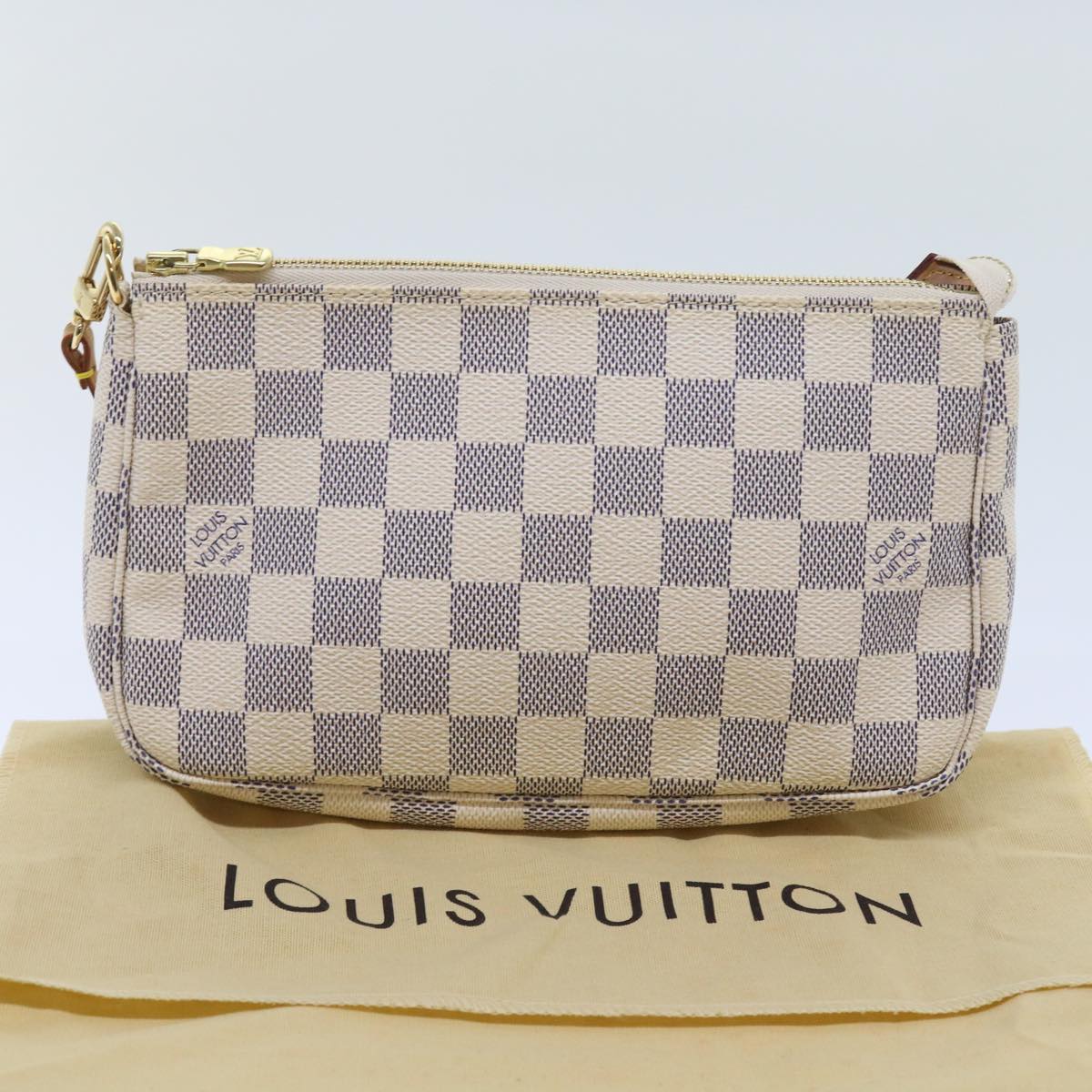 Louis Vuitton Pochette accessoires Clutch