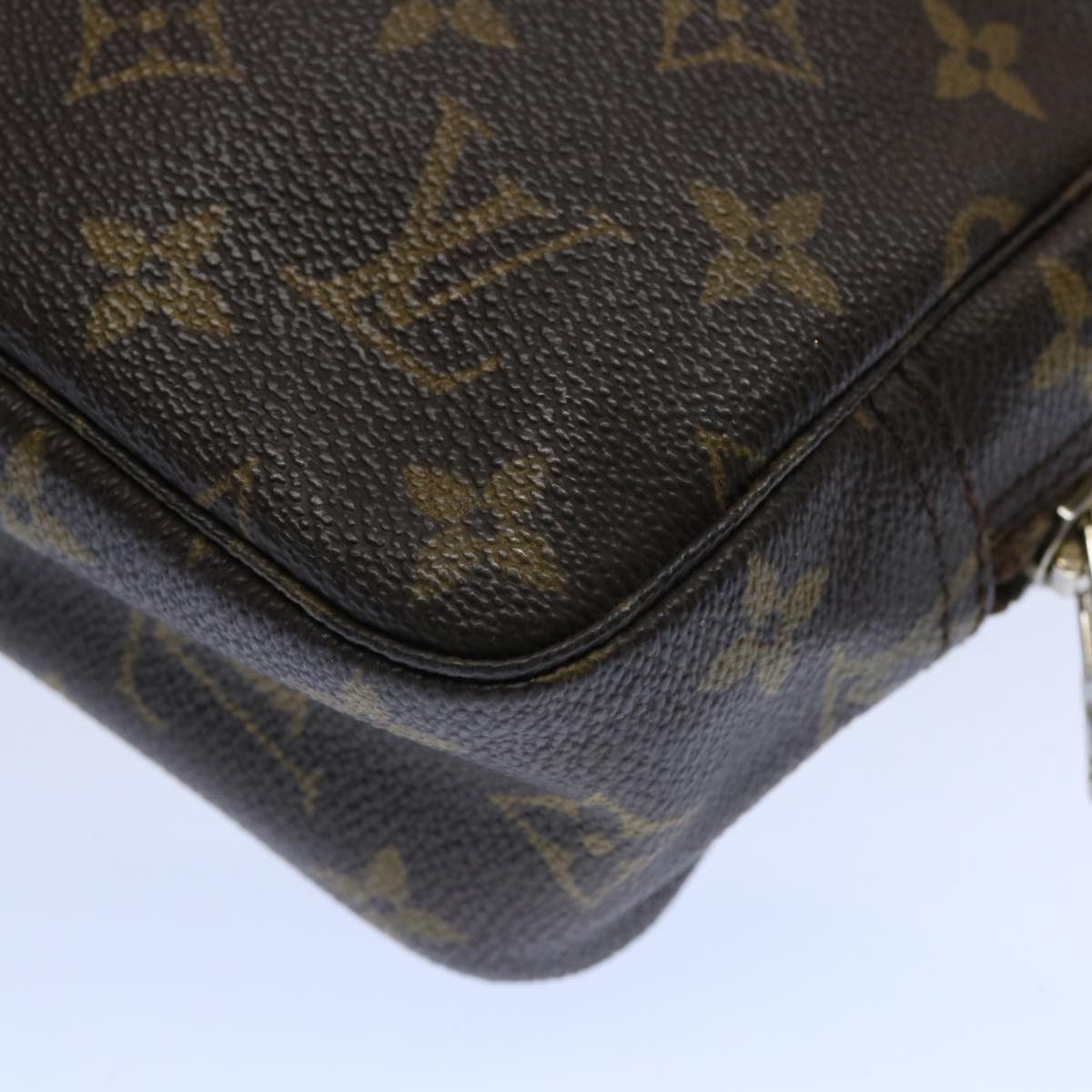 Louis Vuitton Trousse de Toilette Clutch