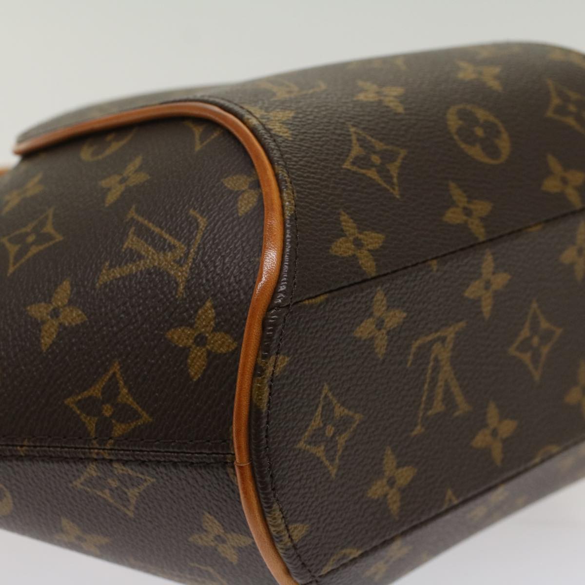 Louis Vuitton Ellipse PM Handbag