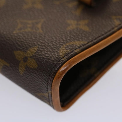 Louis Vuitton Pochette florentine Clutch