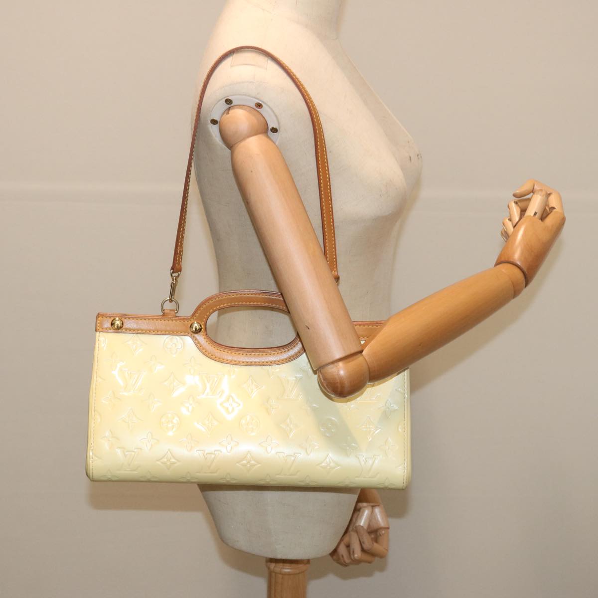 Louis Vuitton Roxbury Handbag