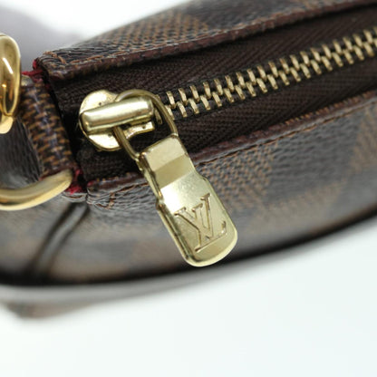 Louis Vuitton Pochette Accessoire Clutch