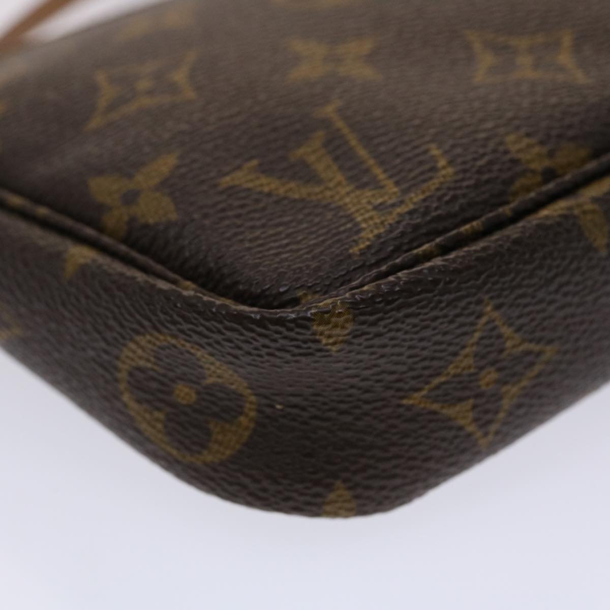 Louis Vuitton Pochette Accessoire Handbag