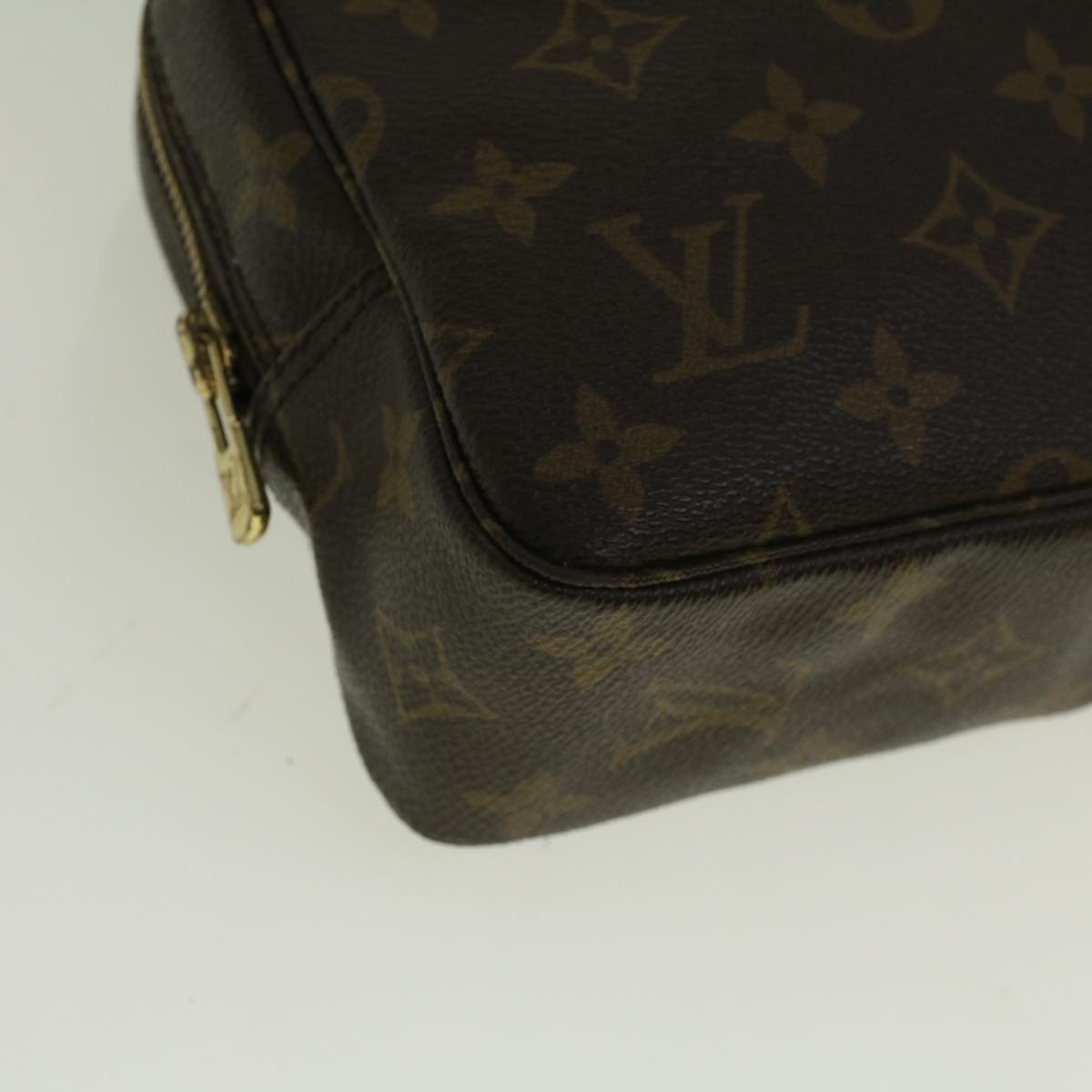 Louis Vuitton Trousse de Toilette Clutch