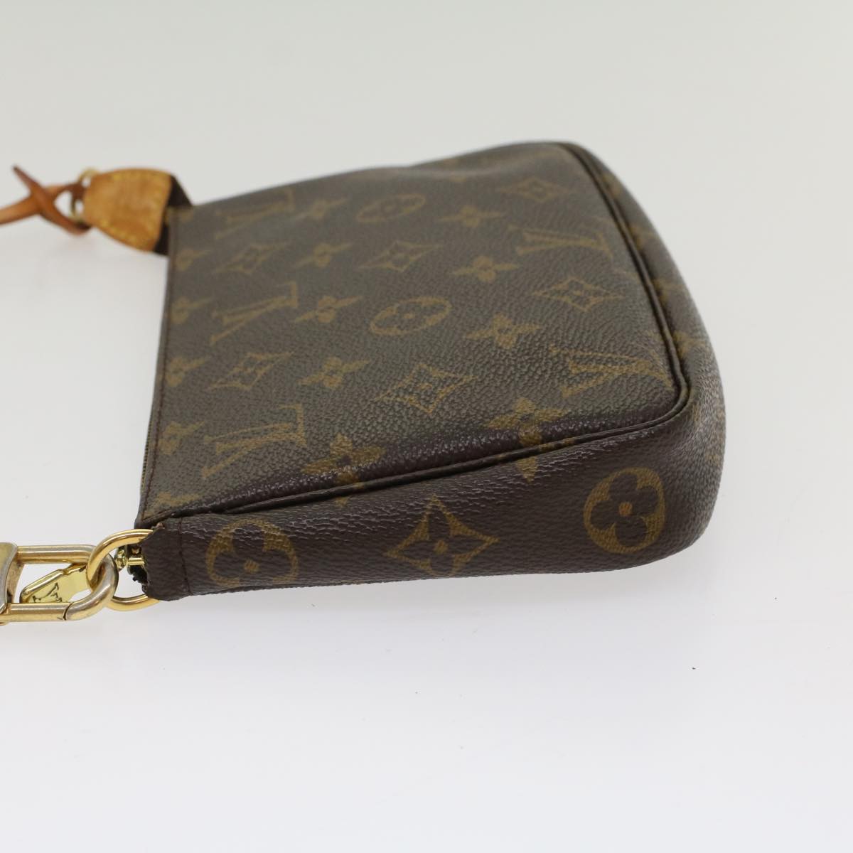 Louis Vuitton Pochette accessoires Clutch