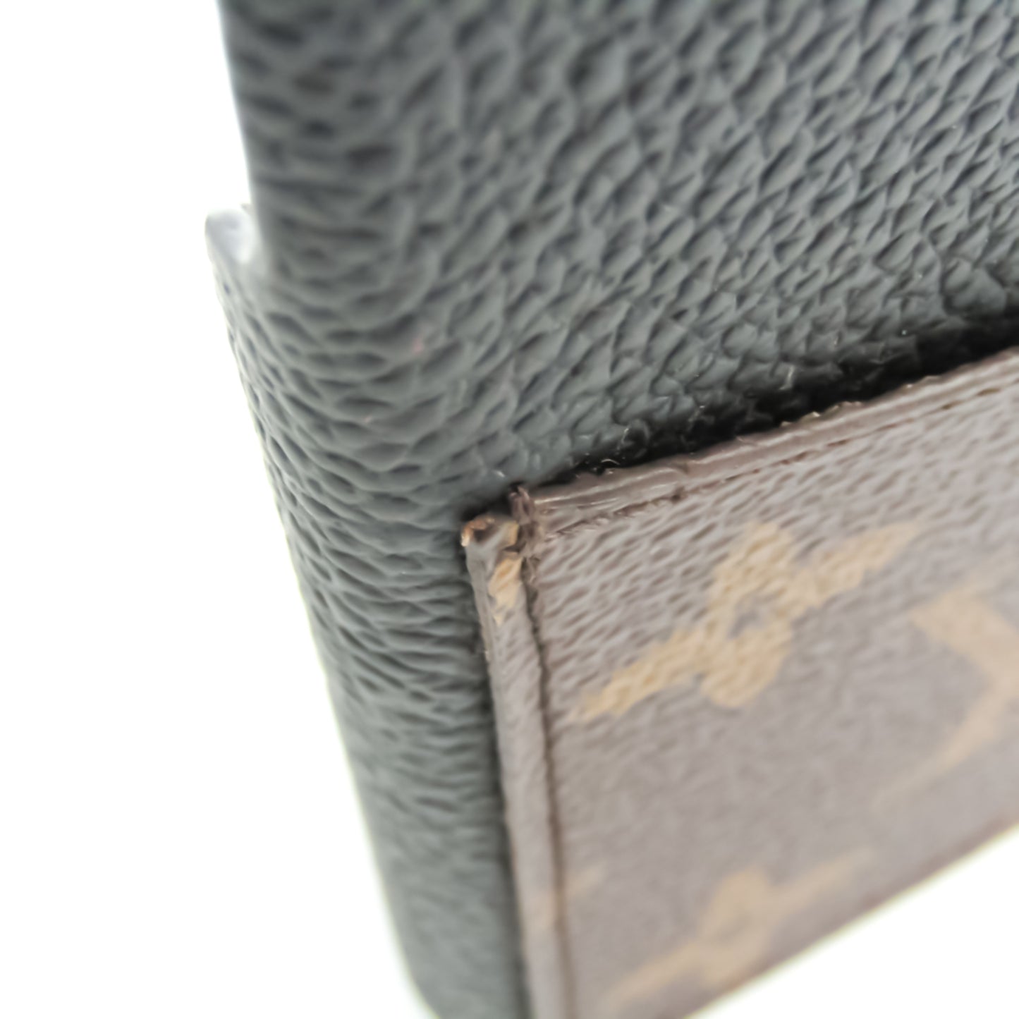 Louis Vuitton Etui Iphone Wallet