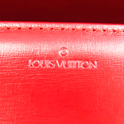 Louis Vuitton Opéra Clutch