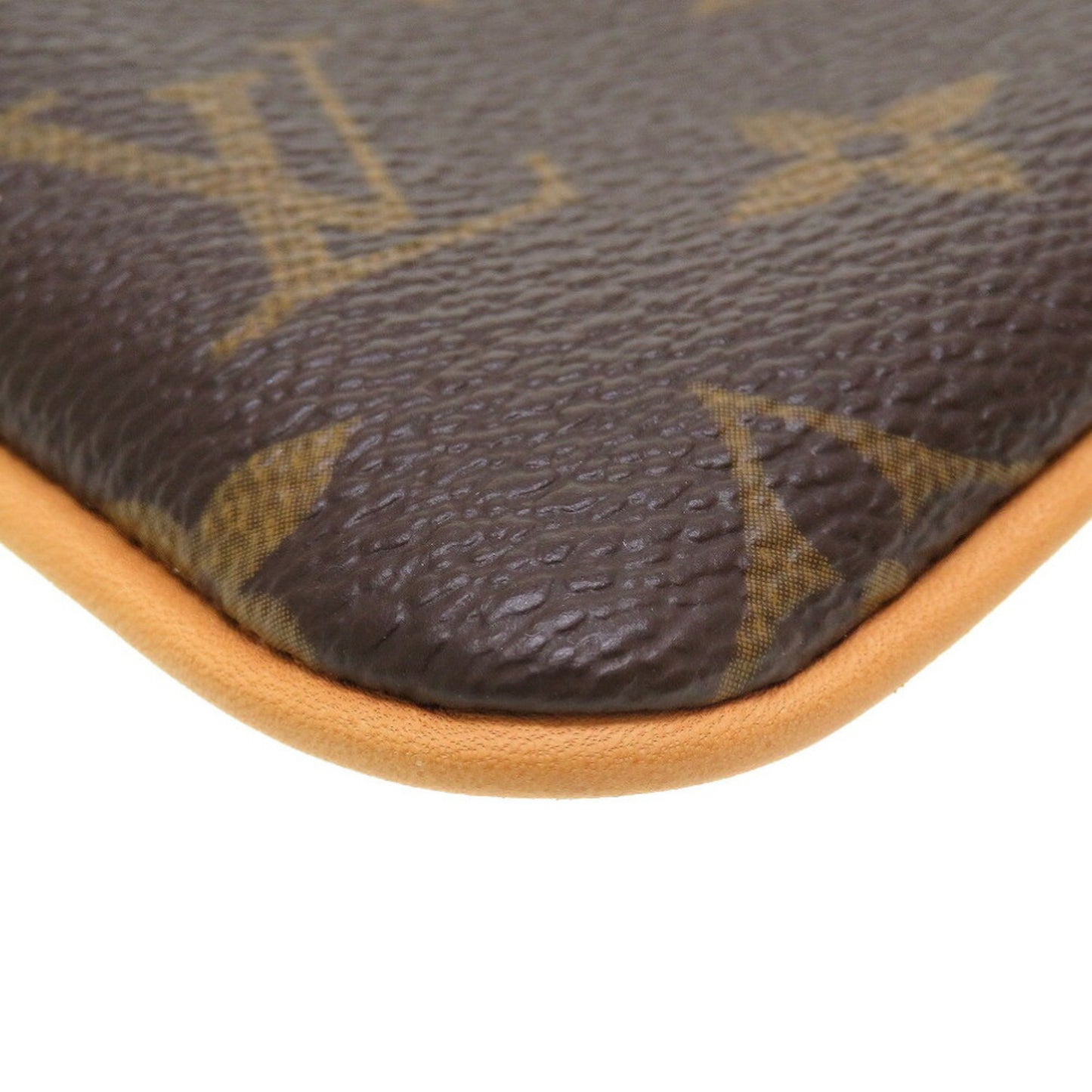 Louis Vuitton Milla clutch