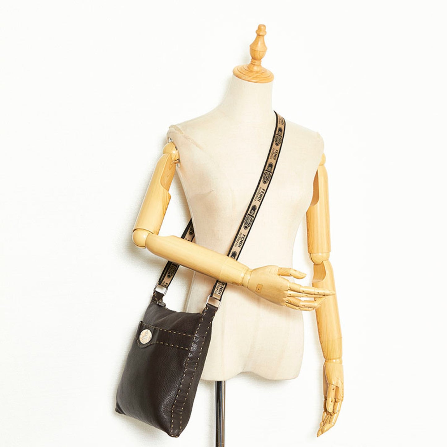 Fendi Selleria Shoulder Bag