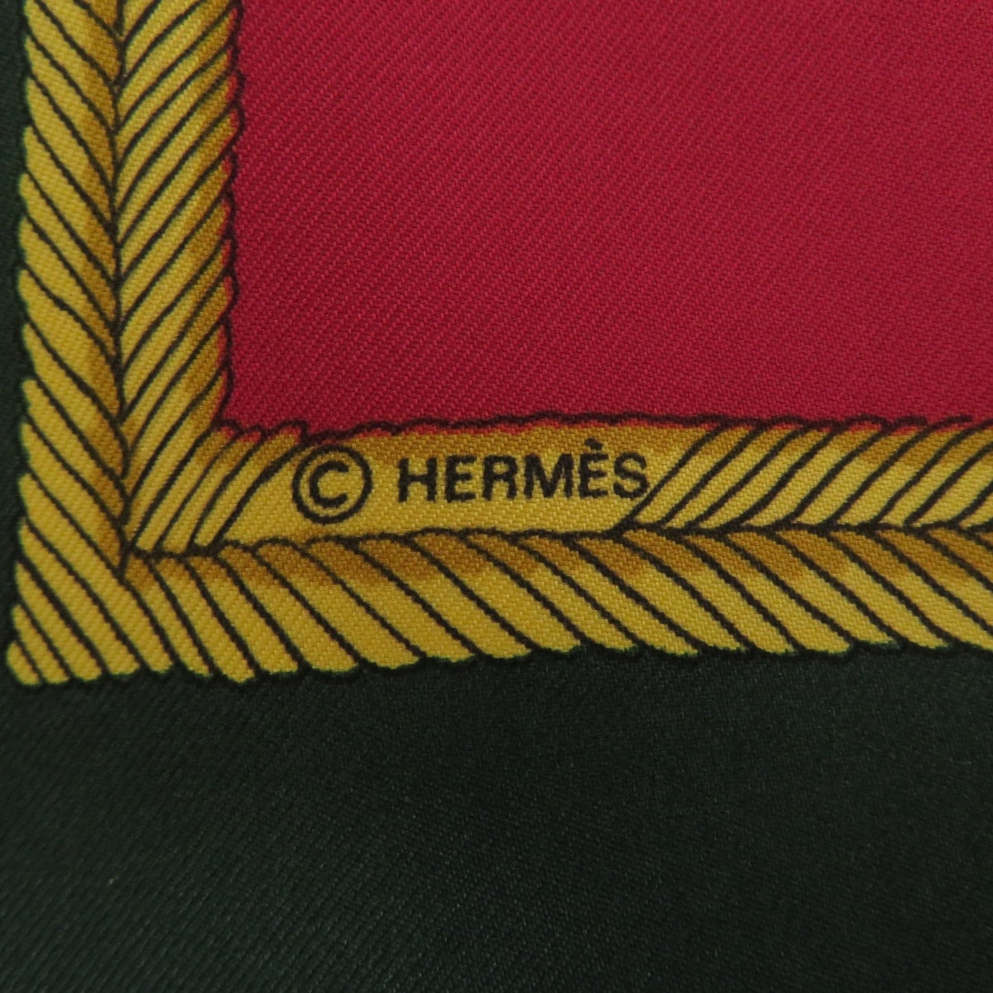 Hermès Carré 90 Scarf