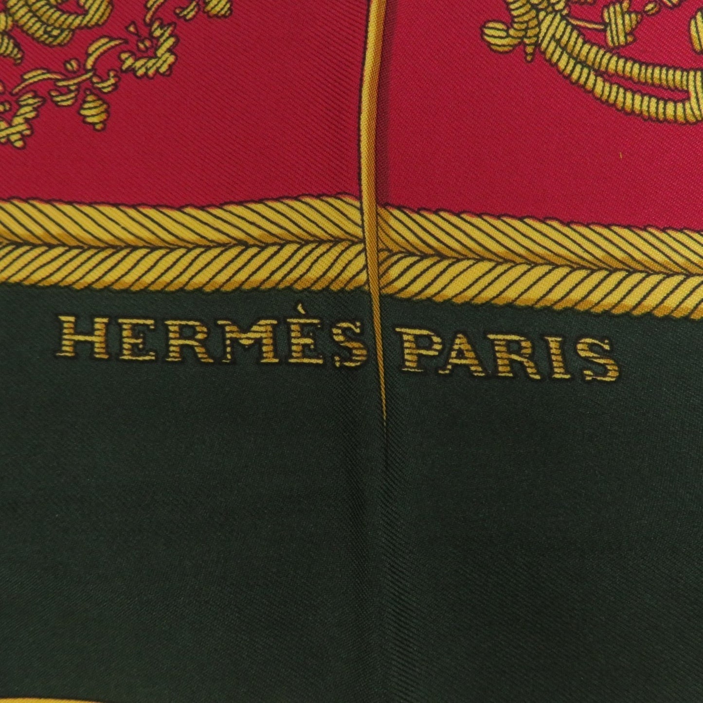 Hermès Carré 90 Scarf