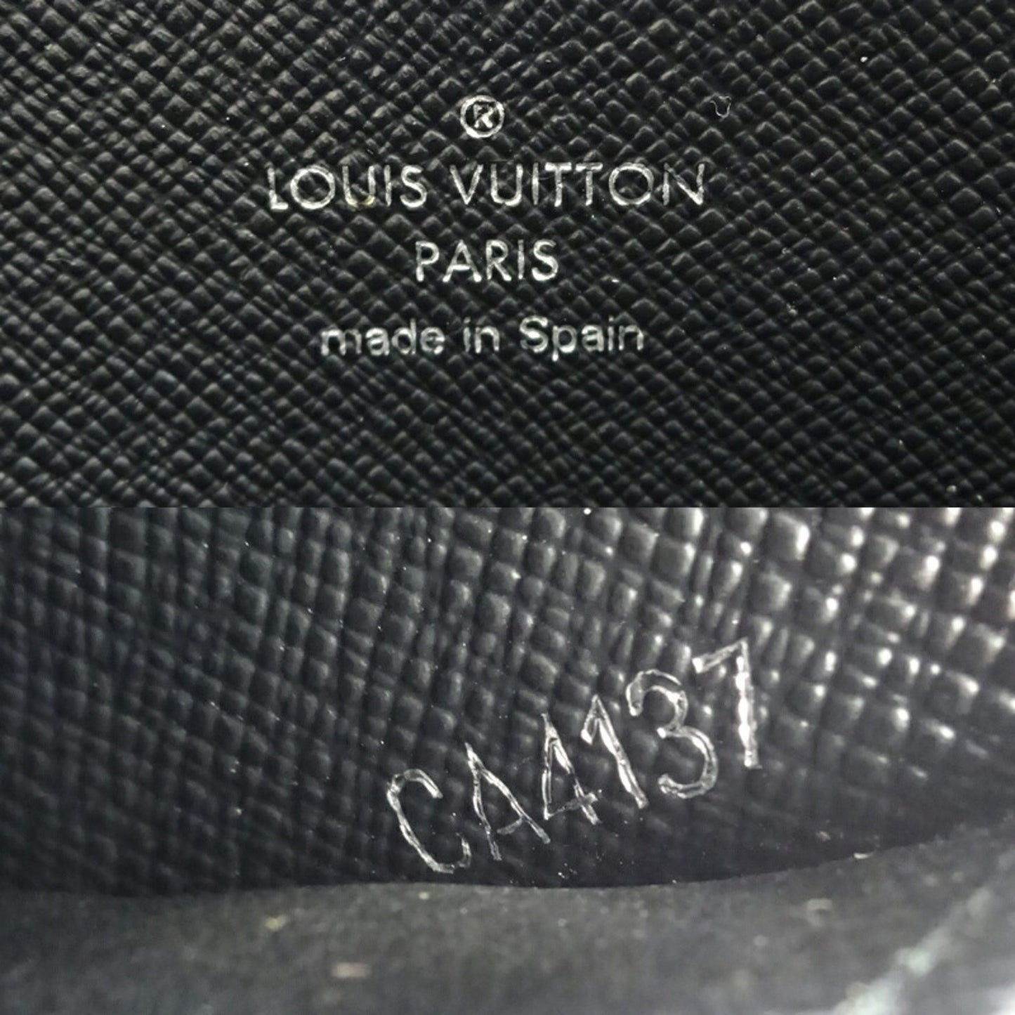 Louis Vuitton Portefeuille zippy Wallet