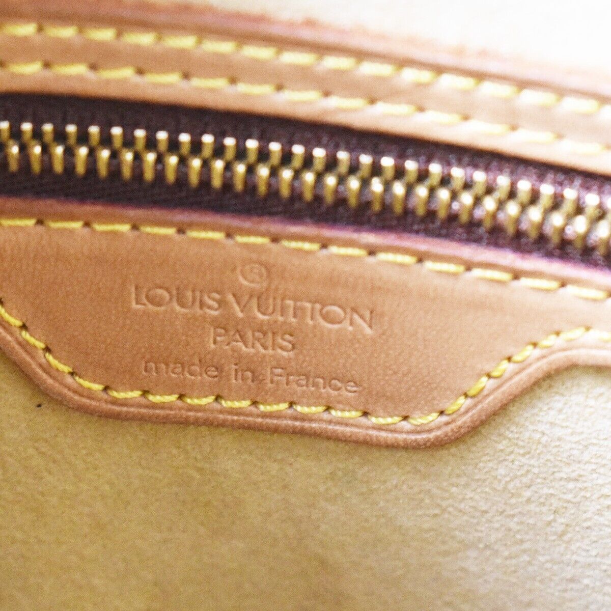 Louis Vuitton Looping GM Shoulder Bag