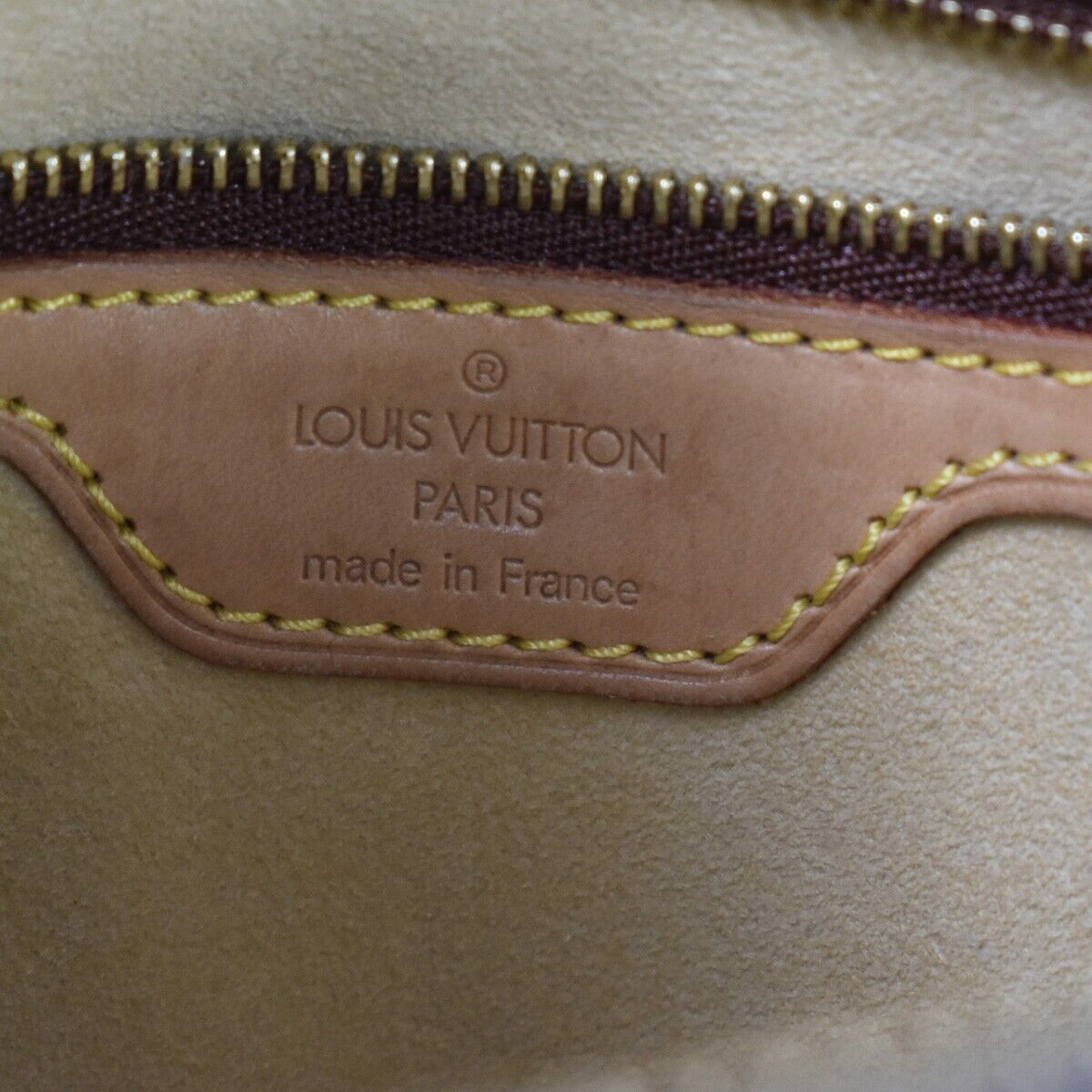 Louis Vuitton Looping GM Shoulder Bag