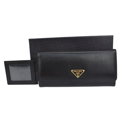 Prada Saffiano wallet