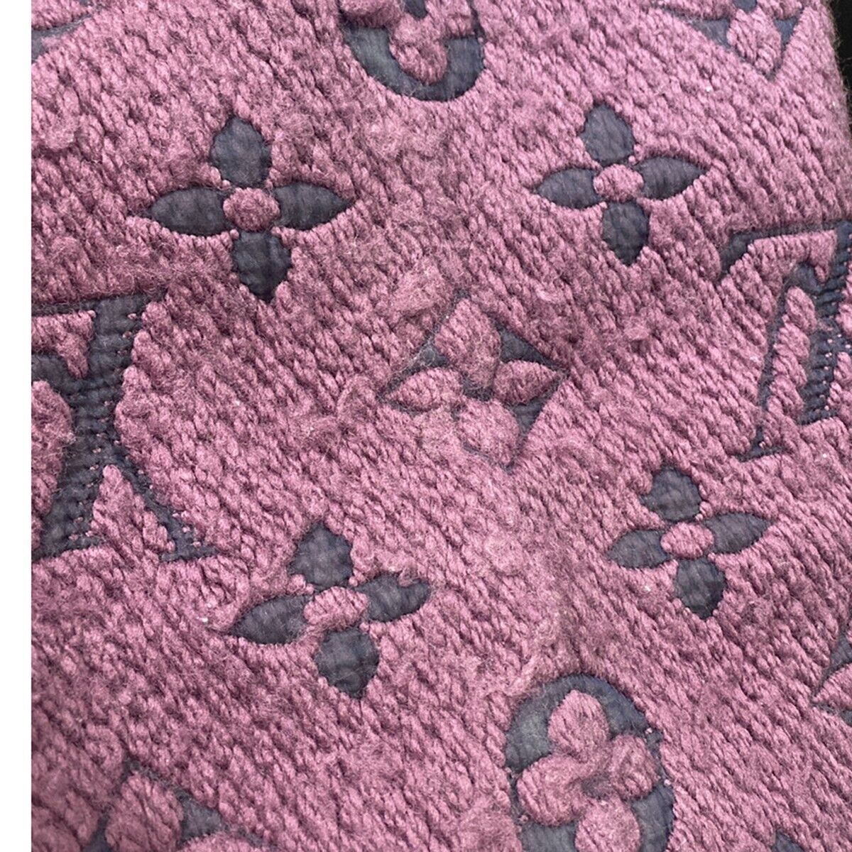 Louis Vuitton Logomania Scarf