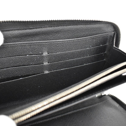 Louis Vuitton Zippy organizer Wallet