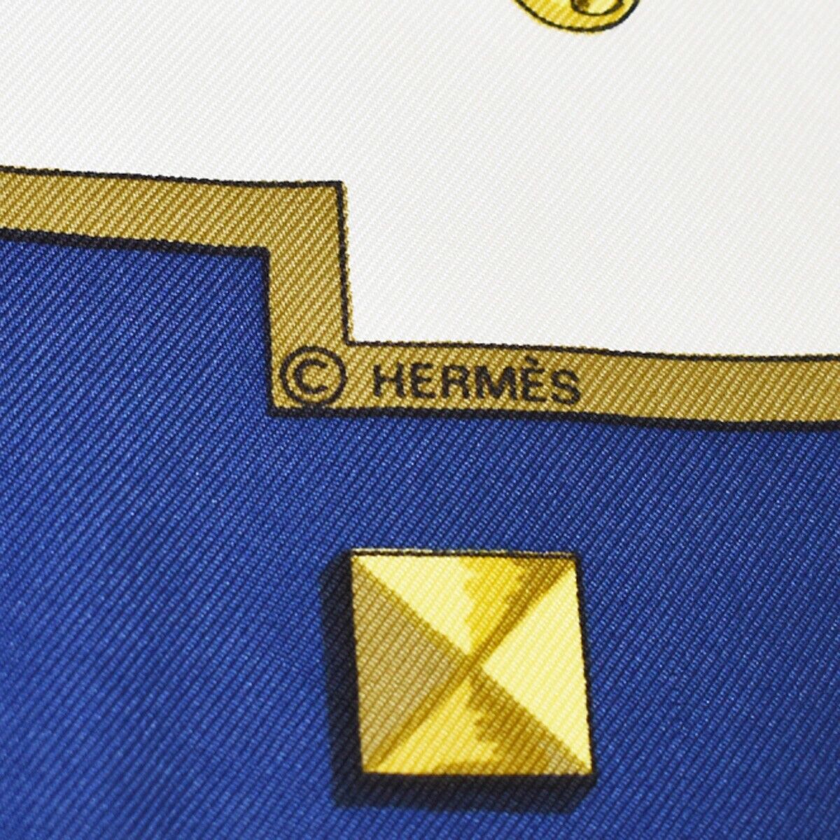 Hermès Carré 90 Scarf