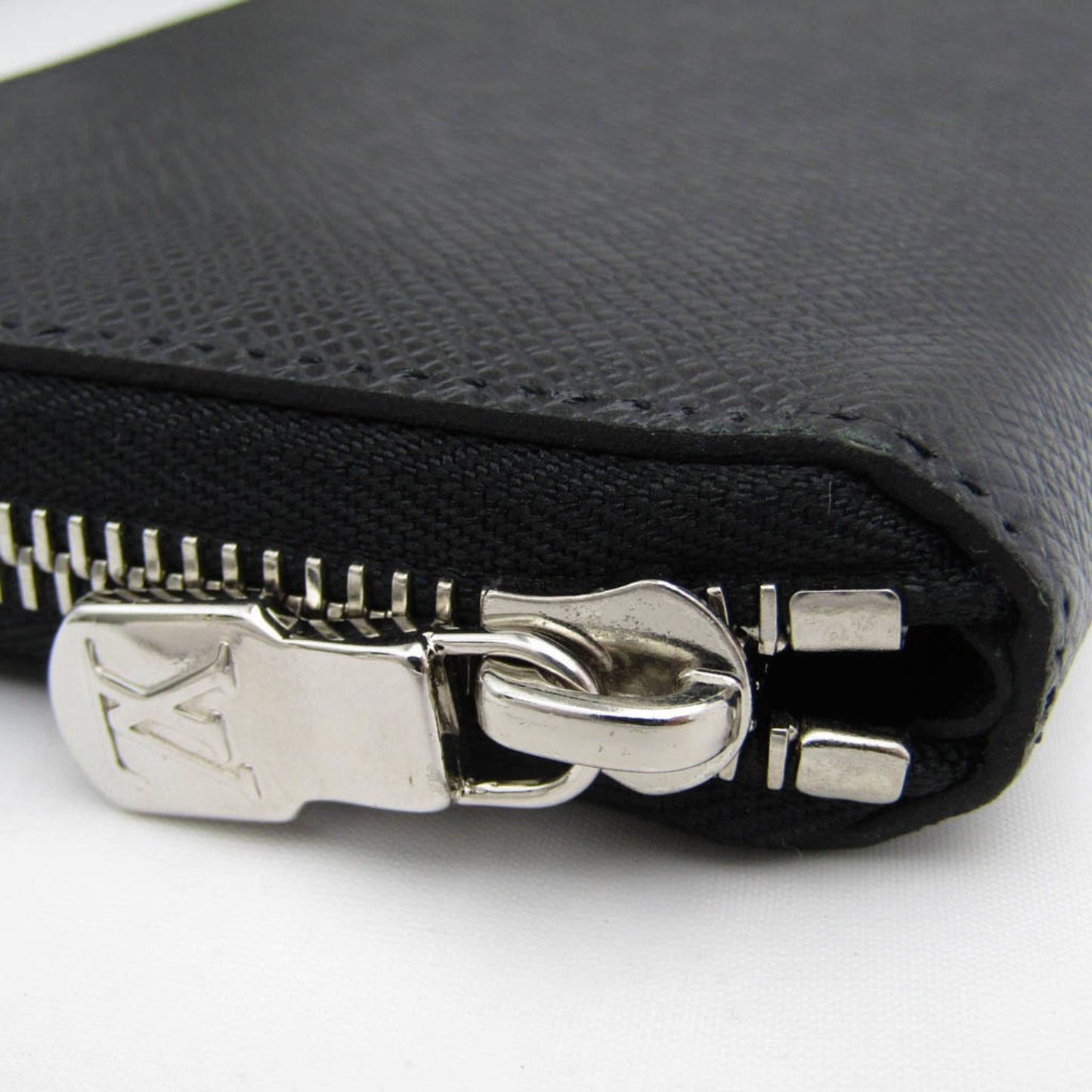 Louis Vuitton Zippy Wallet Vertical Wallet