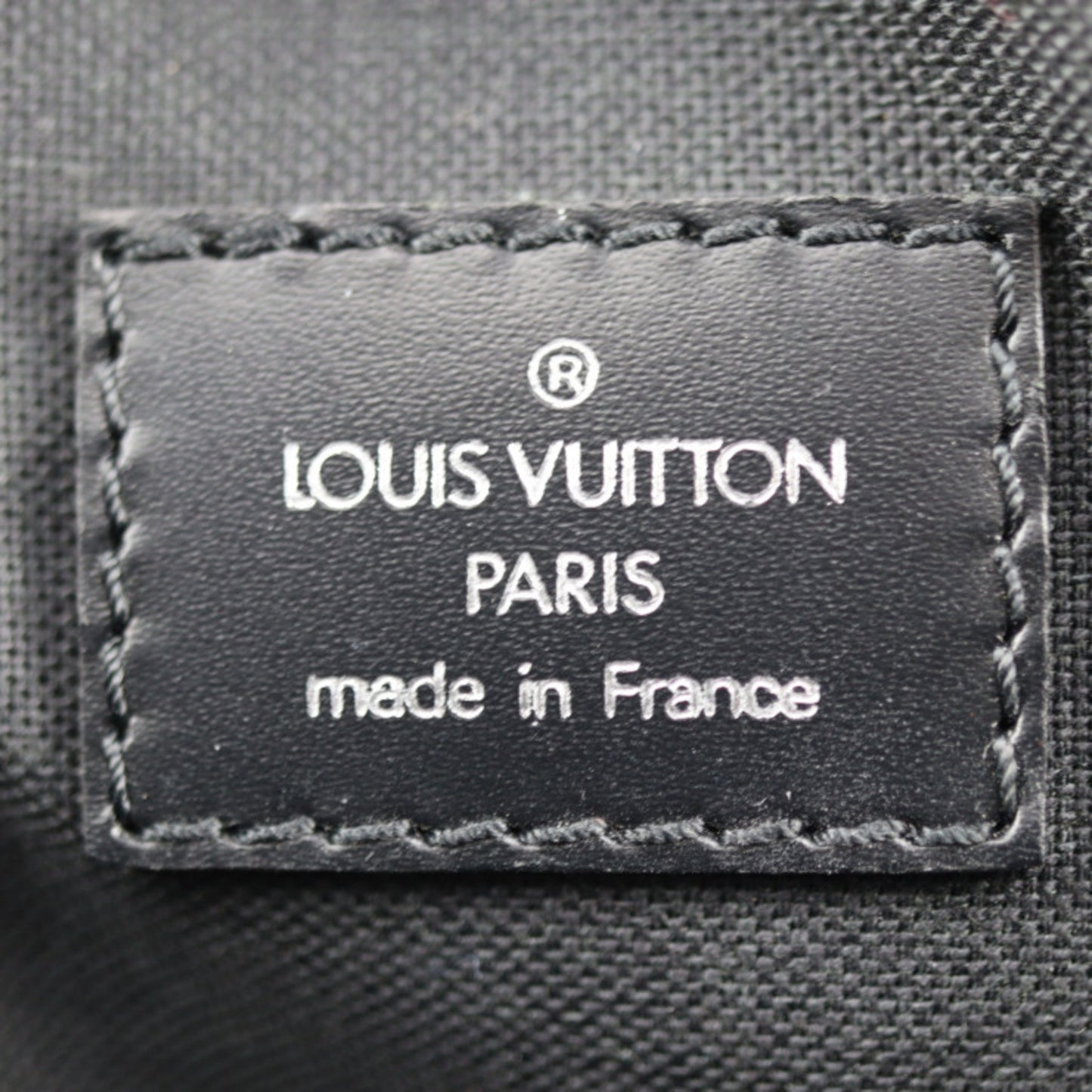 Louis Vuitton Taiga Shoulder Bag