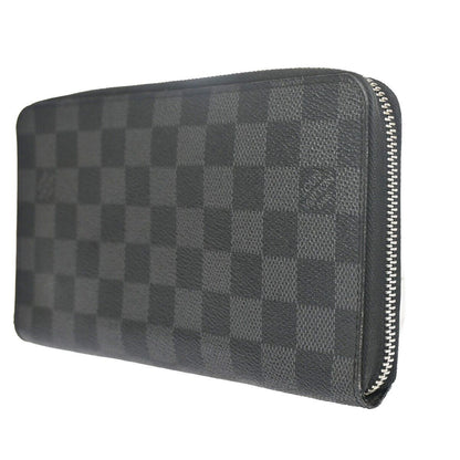 Louis Vuitton Zippy organizer Wallet