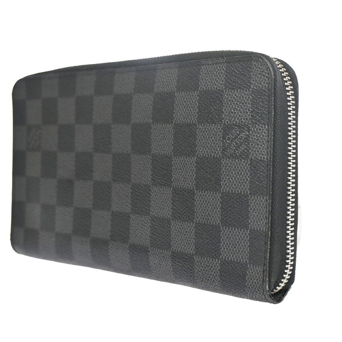 Louis Vuitton Zippy organizer wallet