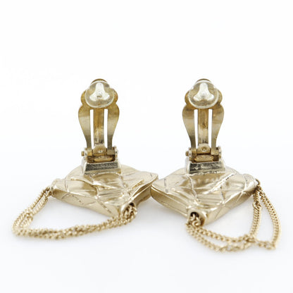 Chanel Matelassé Earring