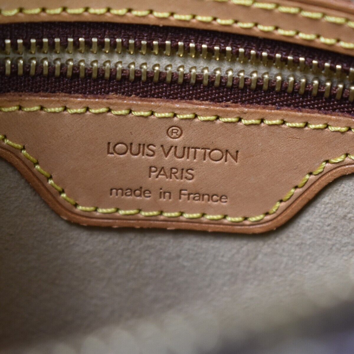 Louis Vuitton Looping MM Shoulder Bag