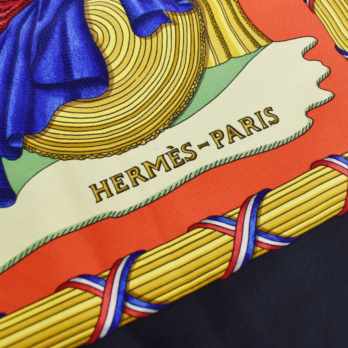 Hermès Carré 90 Scarf