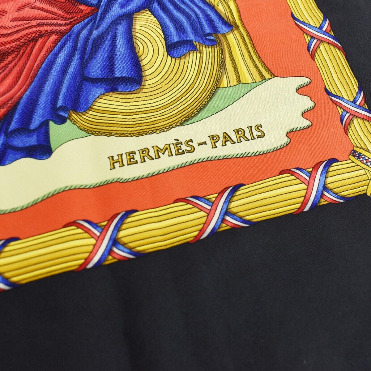 Hermès Carré 90 Scarf