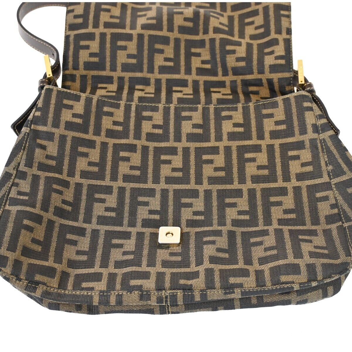 Fendi Mamma Baguette Shoulder Bag