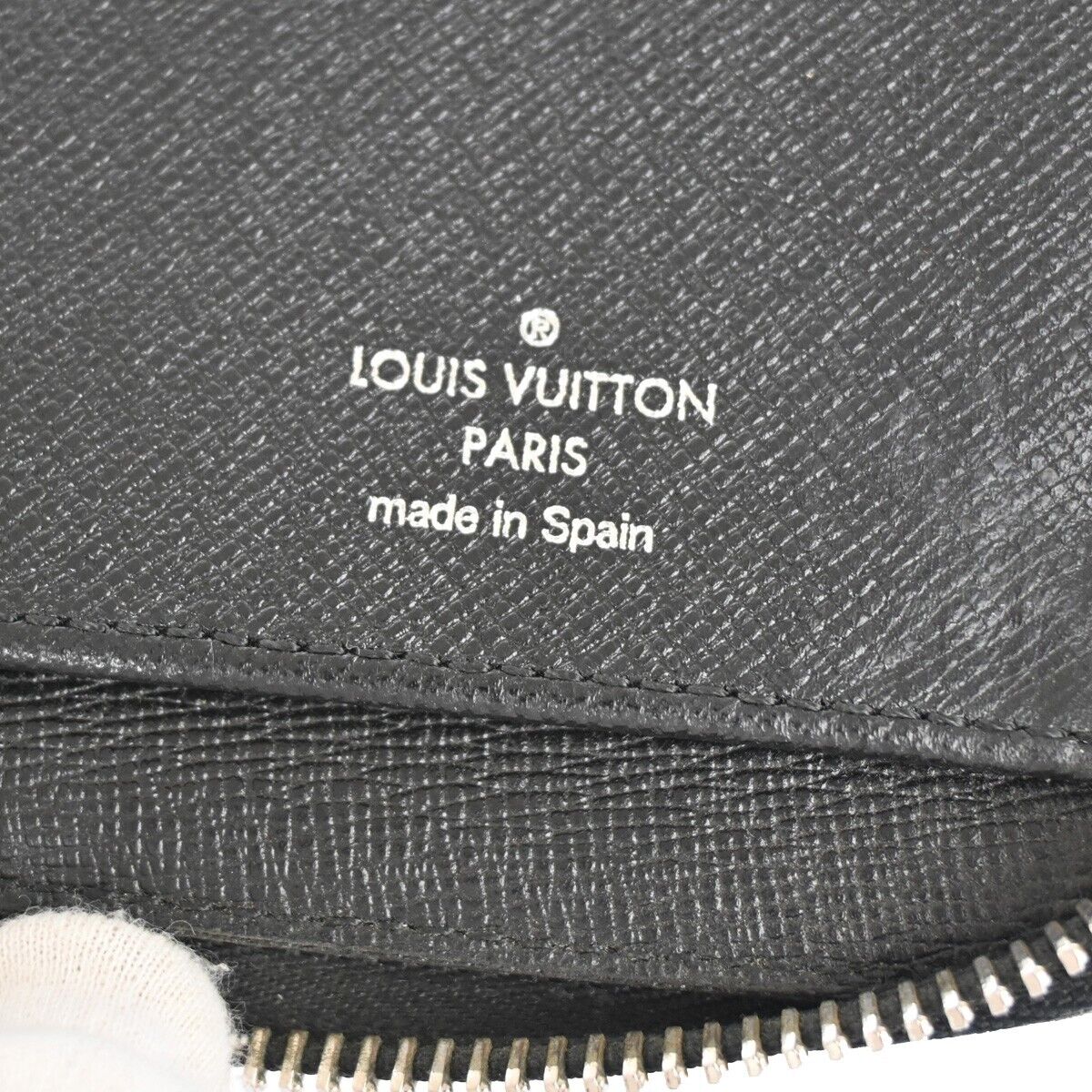 Louis Vuitton Zippy Wallet Vertical Wallet