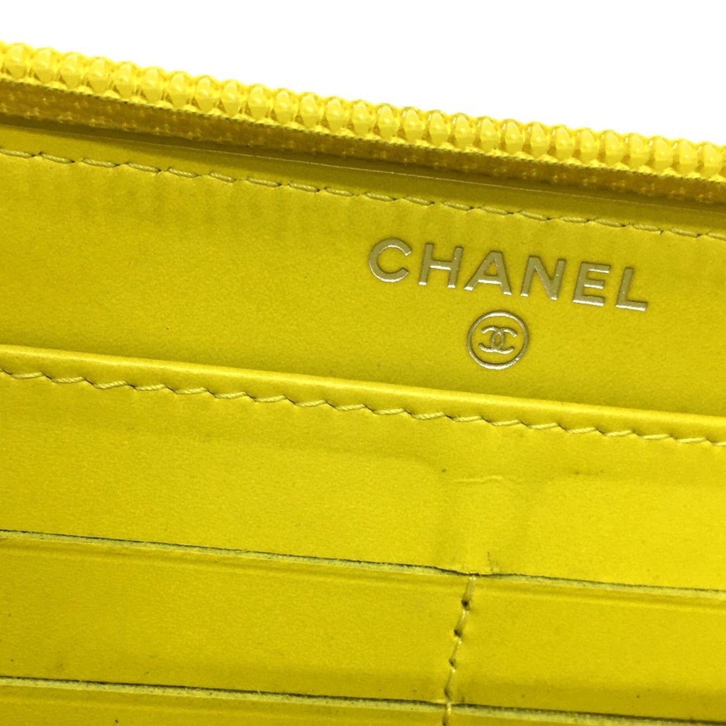 Chanel Logo CC Wallet