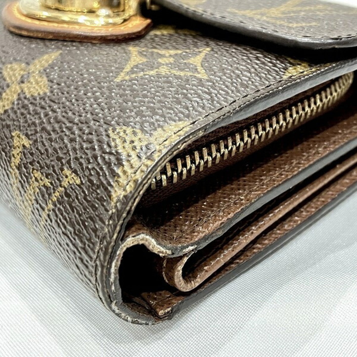 Louis Vuitton Joy Wallet