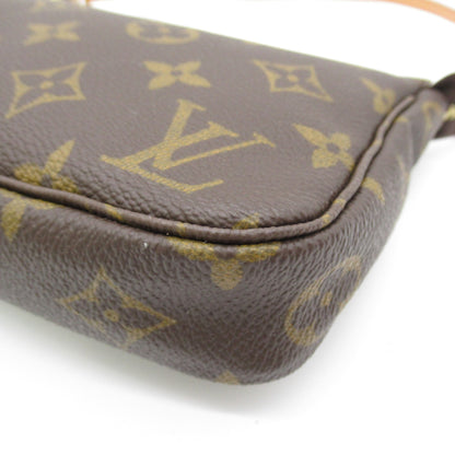 Louis Vuitton Pochette Accessoire Clutch