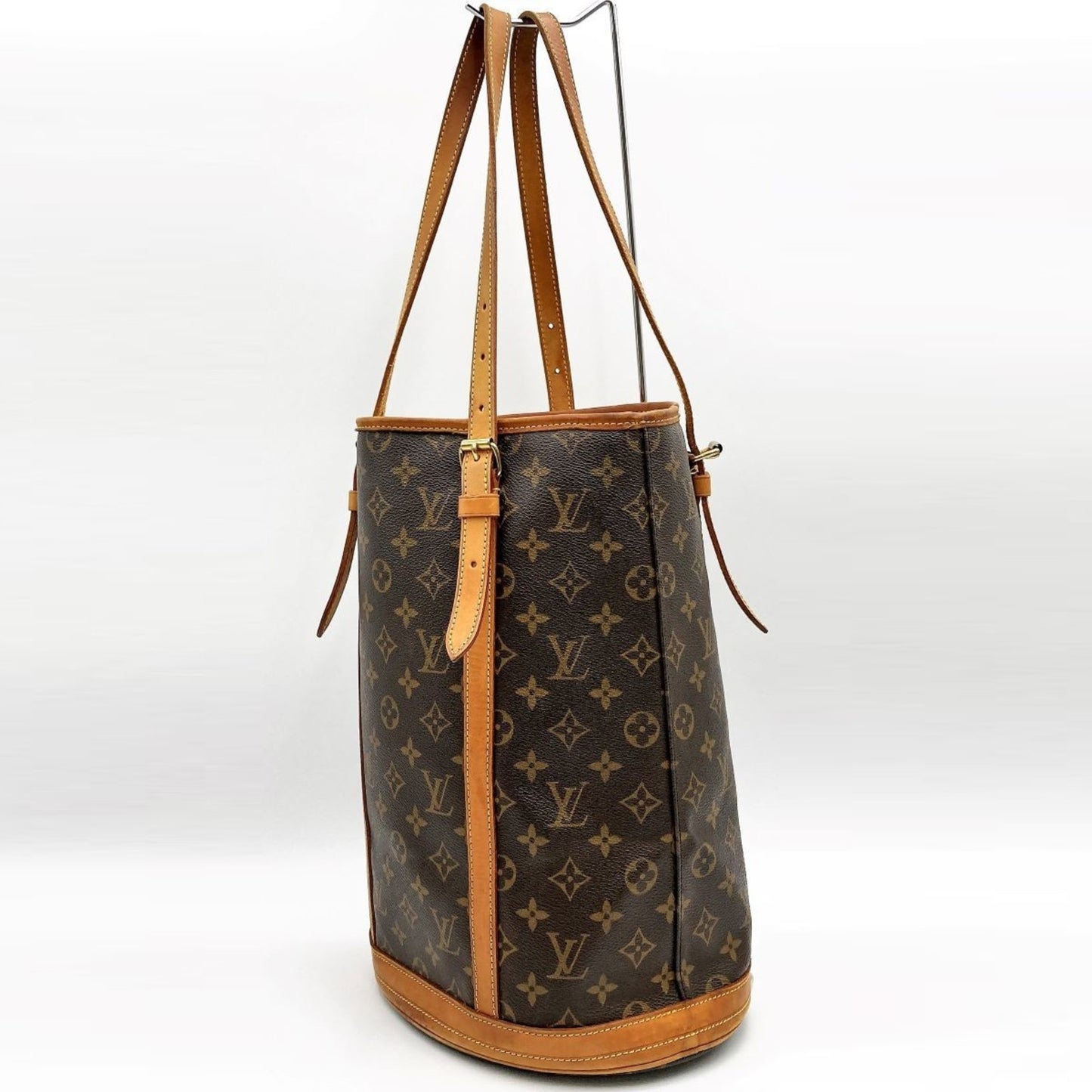 Louis Vuitton Bucket Shopper Bag