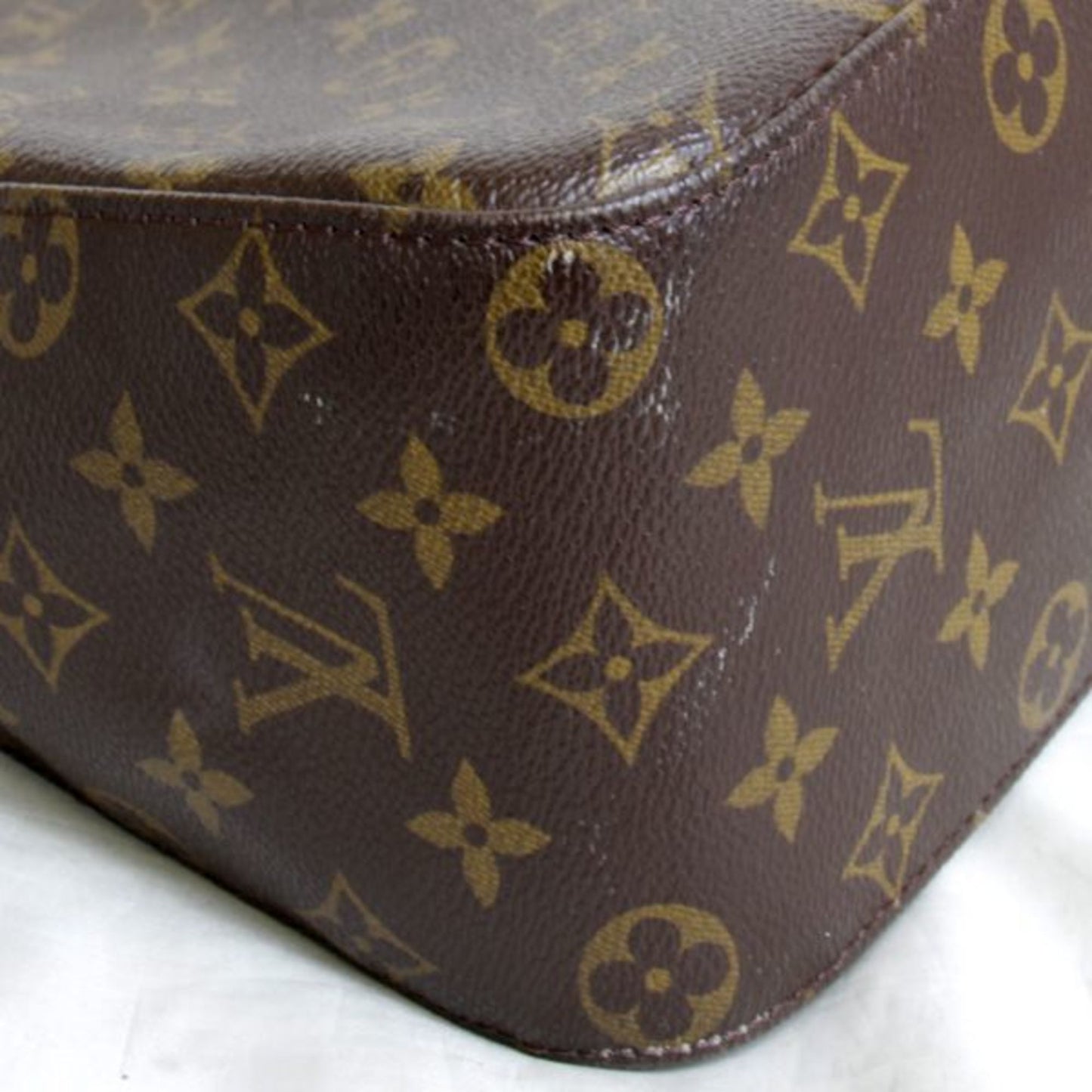 Louis Vuitton Looping GM Shopper Bag