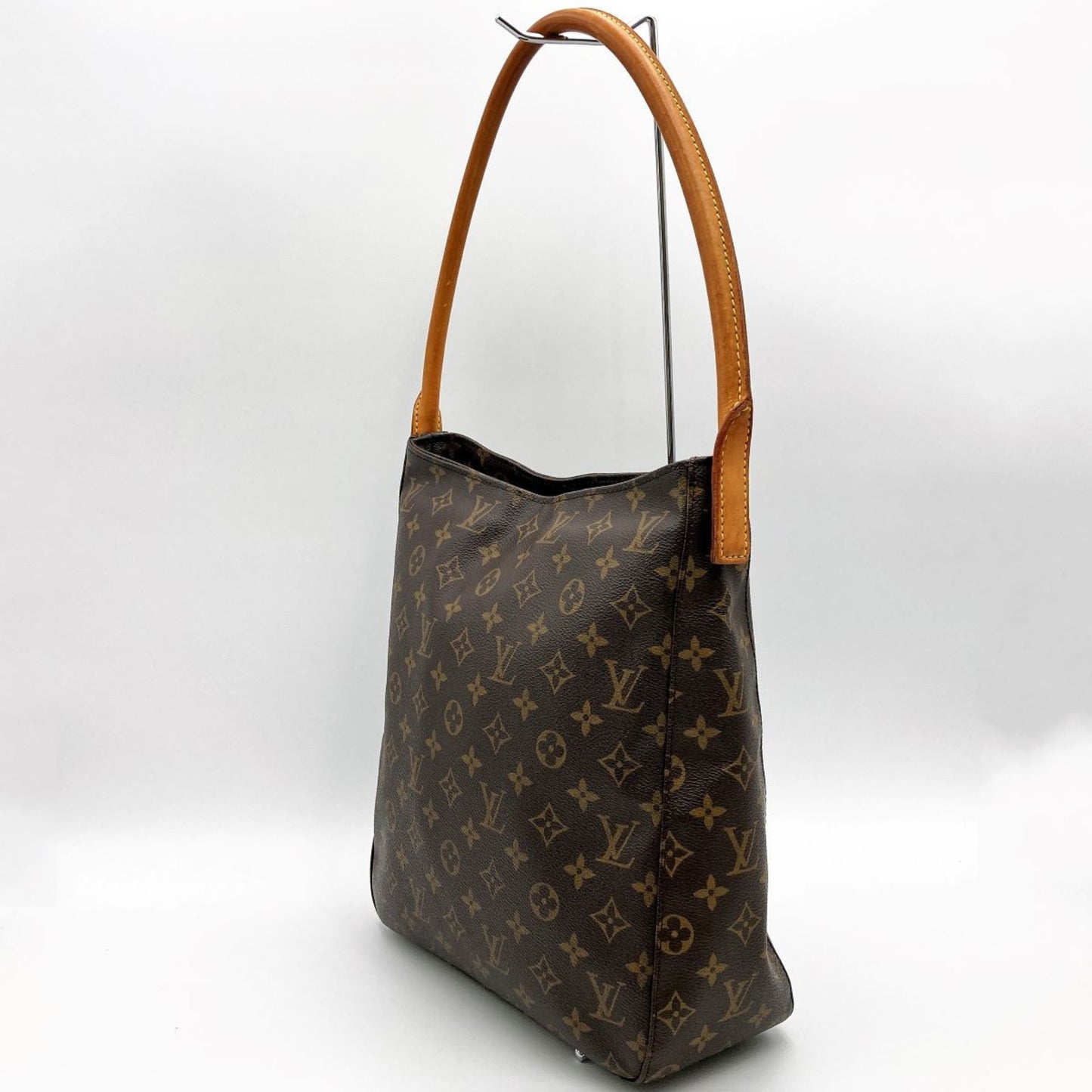 Louis Vuitton Looping GM Shopper Bag