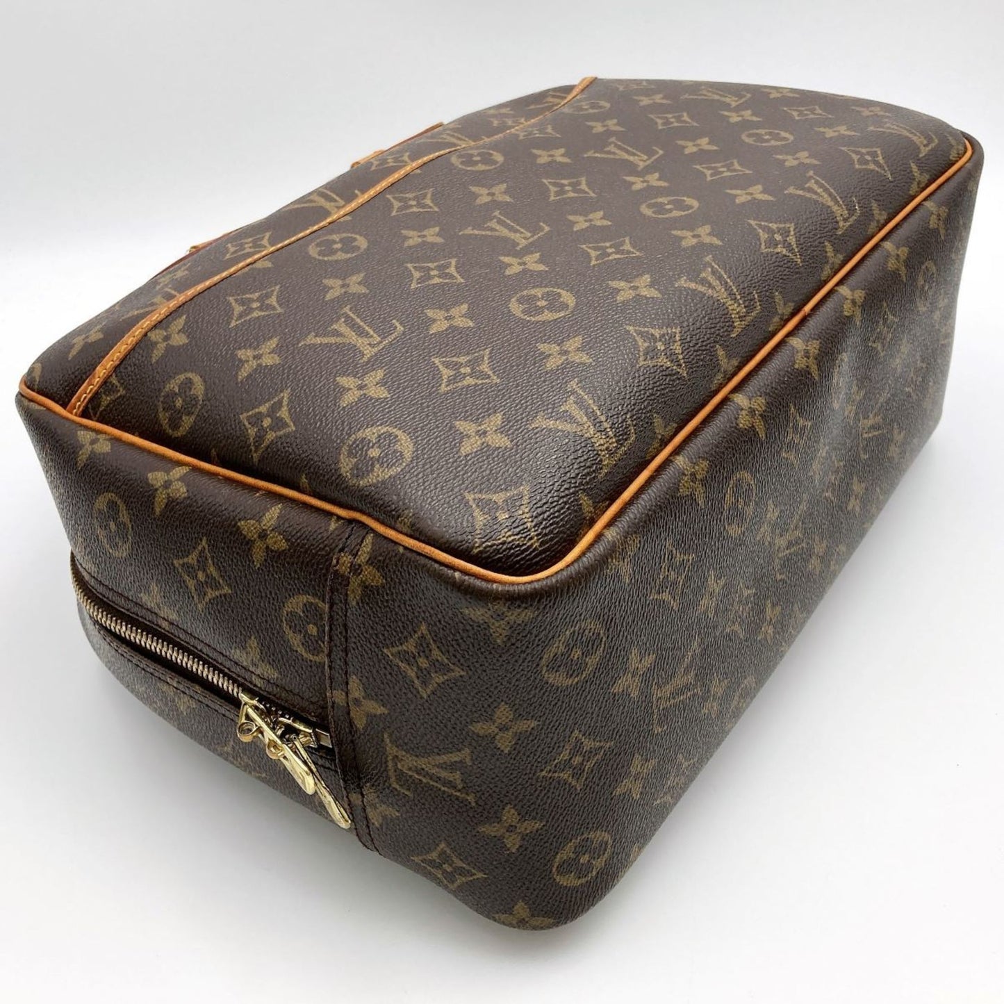 Louis Vuitton Deauville Handbag