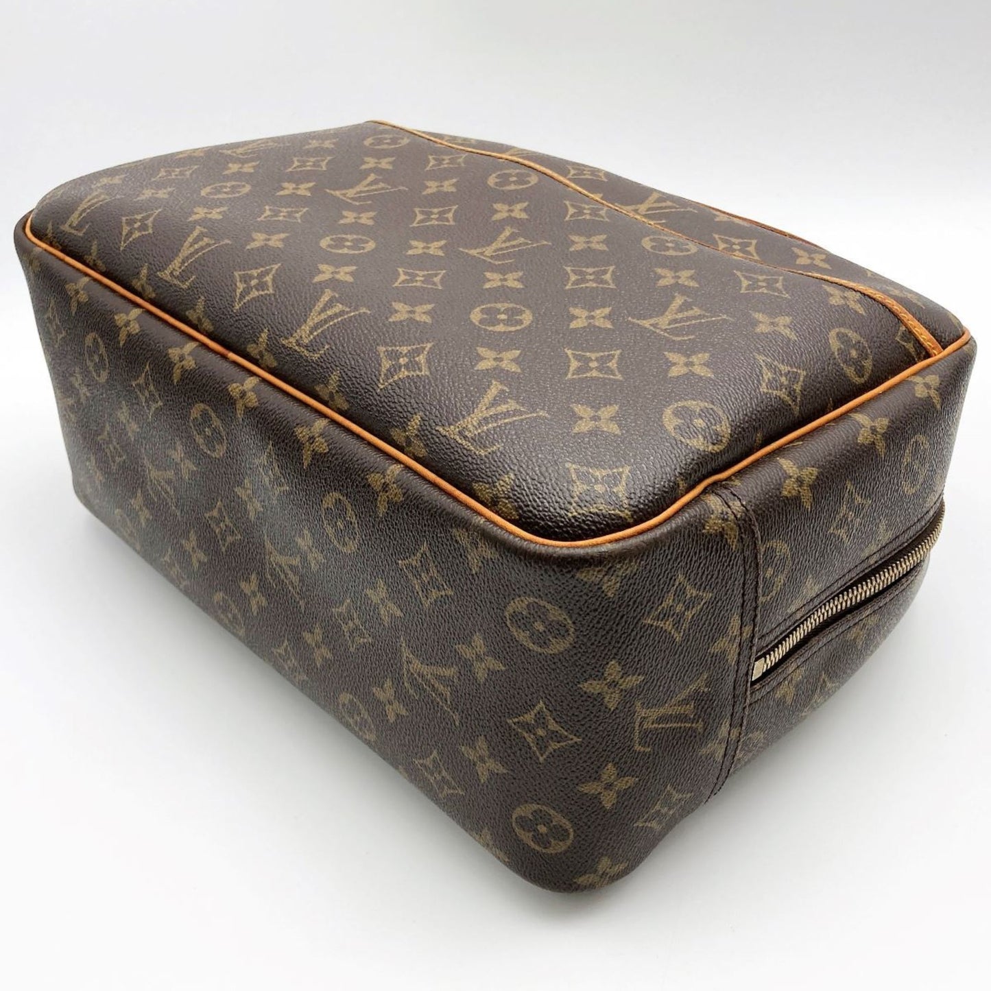 Louis Vuitton Deauville Handbag