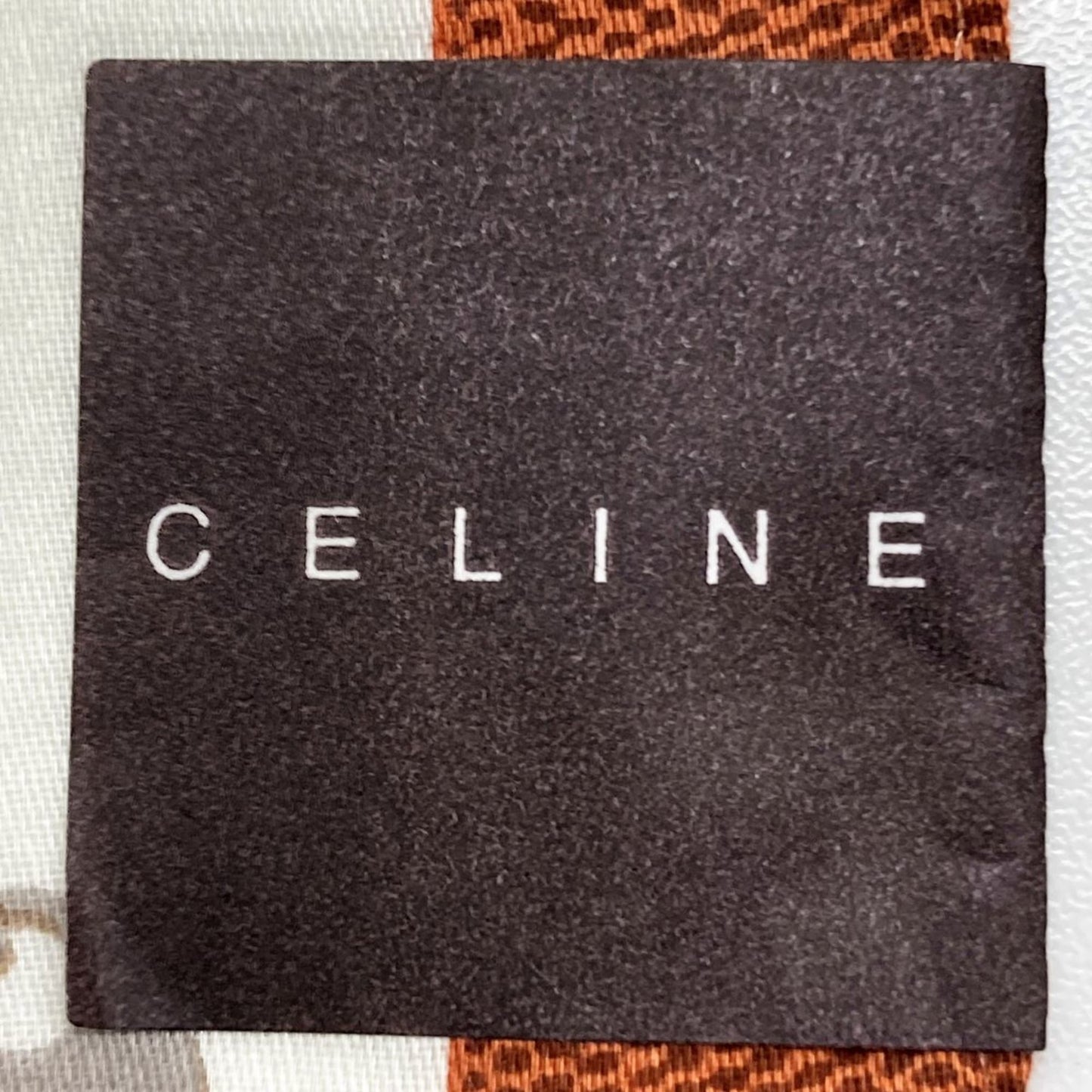 Céline Scarf