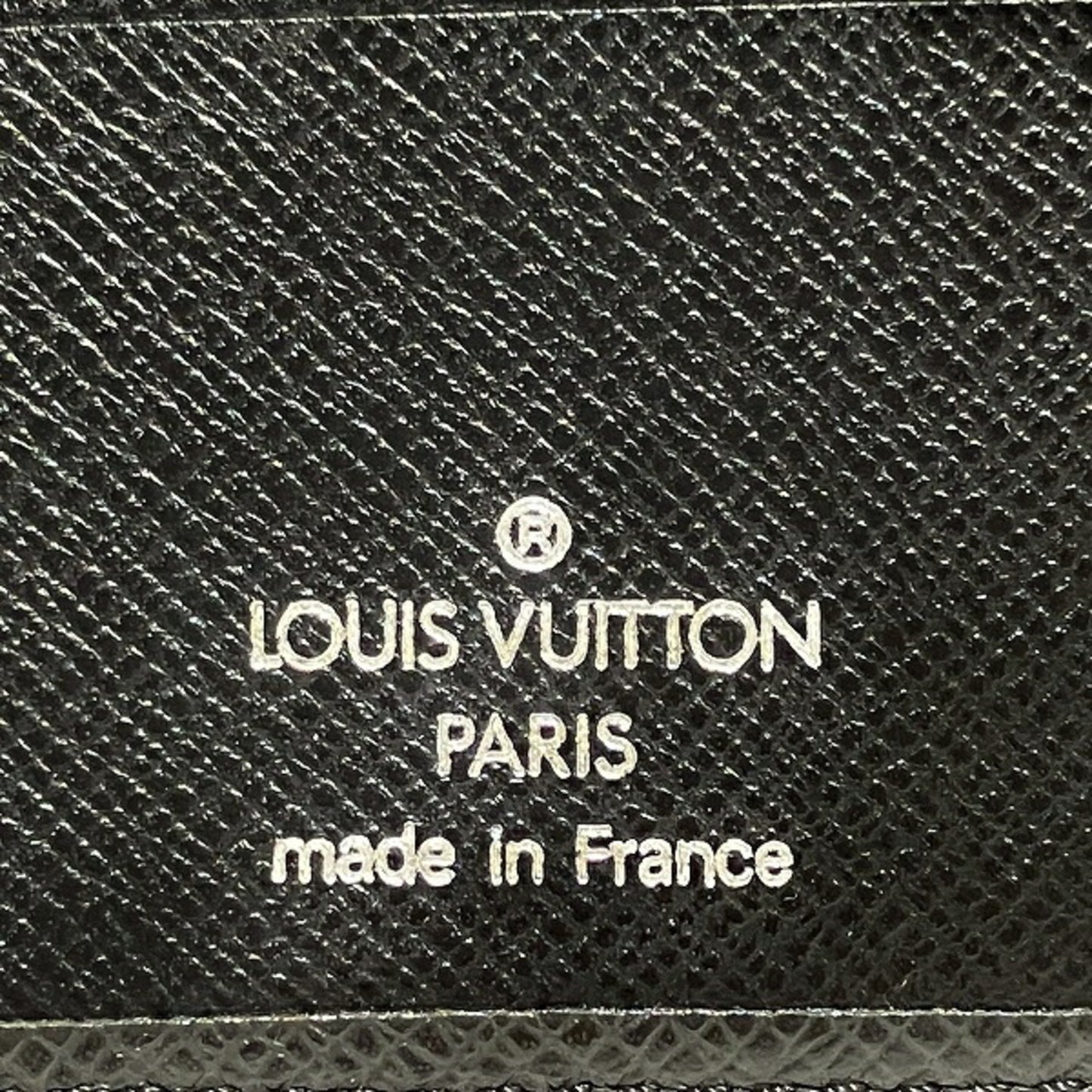 Louis Vuitton Taiga Wallet