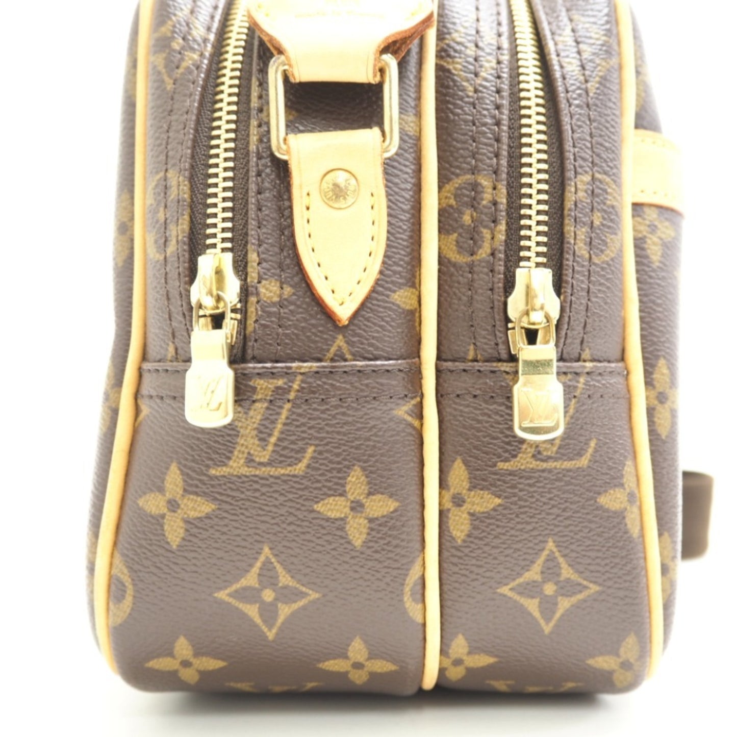 Louis Vuitton Reporter Shoulder Bag