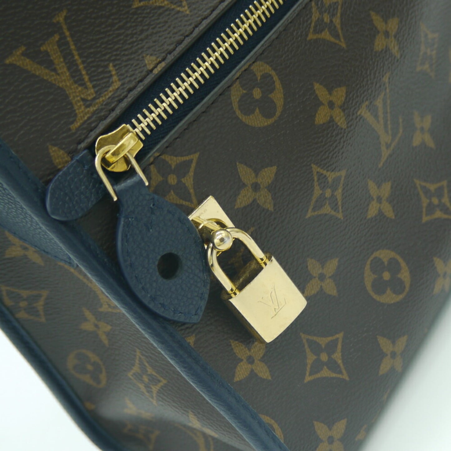 Louis Vuitton Popincourt Handbag