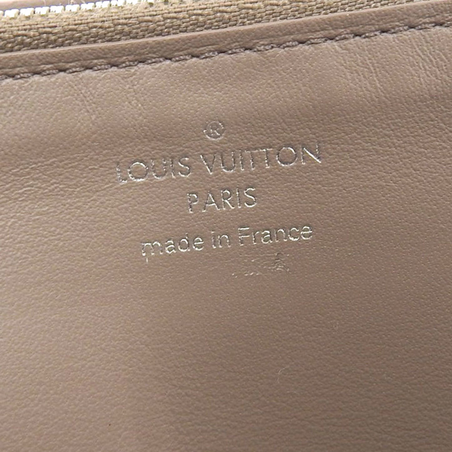 Louis Vuitton Capucines Wallet