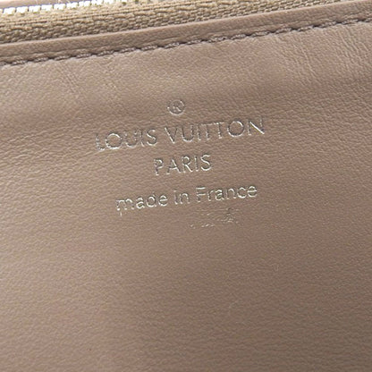 Louis Vuitton Capucines Wallet