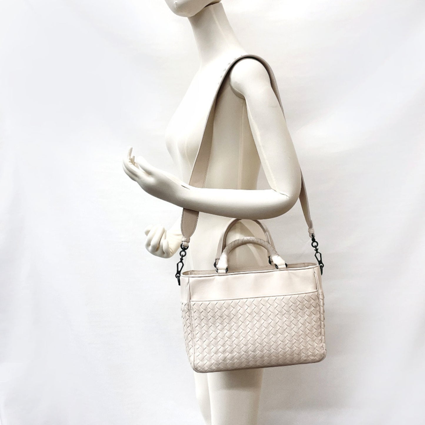 Bottega Veneta Intrecciato Handbag